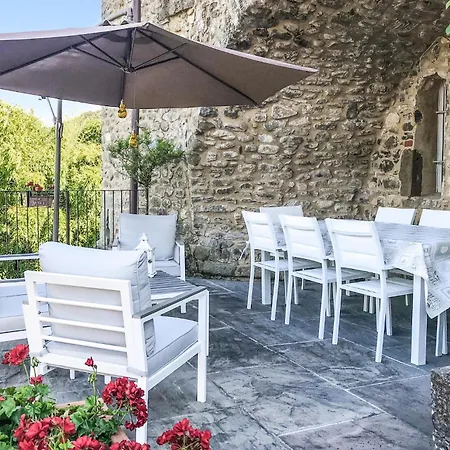 4 Bedroom Pet Friendly In Fivizzano