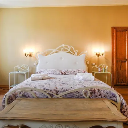 Holiday home 4 Bedroom Pet Friendly In Fivizzano *